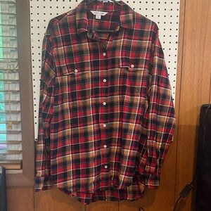 Old Navy Women's Red, Black, and Tan Plaid Button-Down Boyfriend Shirt